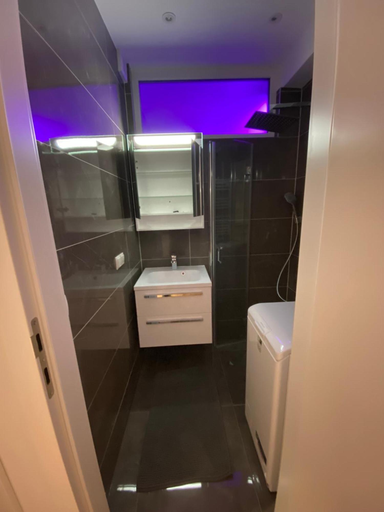 Neicapartmentlandskron 1010 Wien Exteriör bild