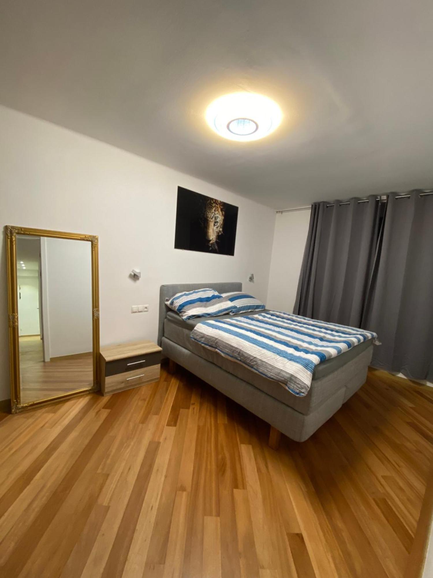 Neicapartmentlandskron 1010 Wien Exteriör bild